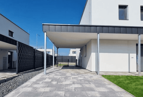 Dlažba k rodinnému domu